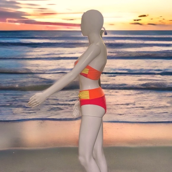 STUNNING TWO PIECE BIKINI SET SIZE S - Picture 4 of 5